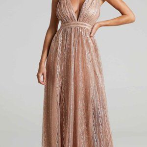 "Romantic Night" maxi dress in rose gold glitter